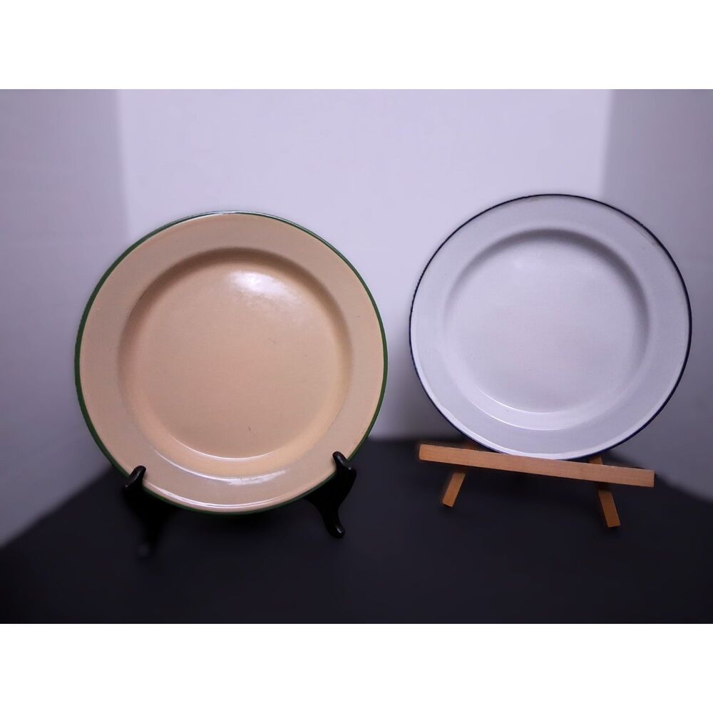 Two Vintage Enameled Plates Kockums Jernverk Sweden K.E.R 9" Enamelware Plates